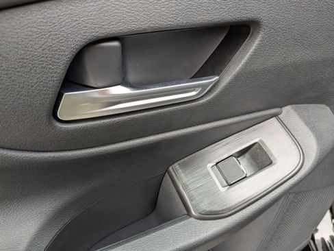 New 2026 Nissan Sentra SR w/ Floor Mat Package FWD image 19