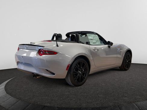 New 2025 MAZDA MX-5 Miata Club image 5