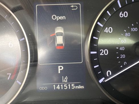 Used 2016 Lexus ES 350 w/ Luxury Package w/Wood Trim FWD image 13
