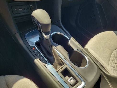 Certified 2024 Chevrolet Equinox LS w/ Driver Confidence II Package image 29