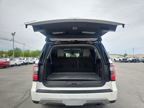 Used 2018 Ford Expedition Max Limited w/ Equipment Group 301A AWD/4WD image 10