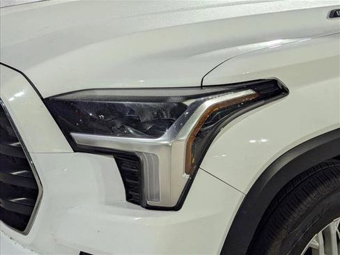 Used 2025 Toyota Sequoia SR5 AWD/4WD image 6