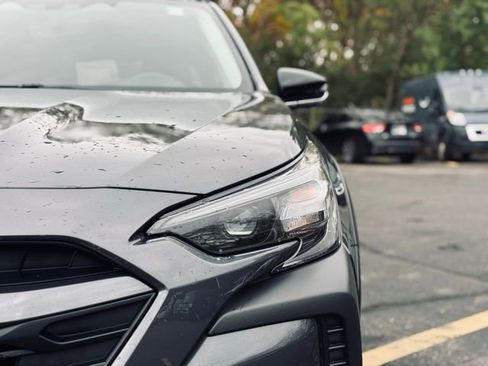 Used 2023 Subaru Outback Limited image 8