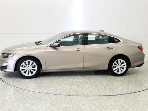 Used 2022 Chevrolet Malibu LT image 4