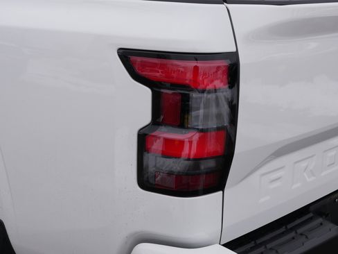 Certified 2023 Nissan Frontier SV w/ SV Convenience Package image 17