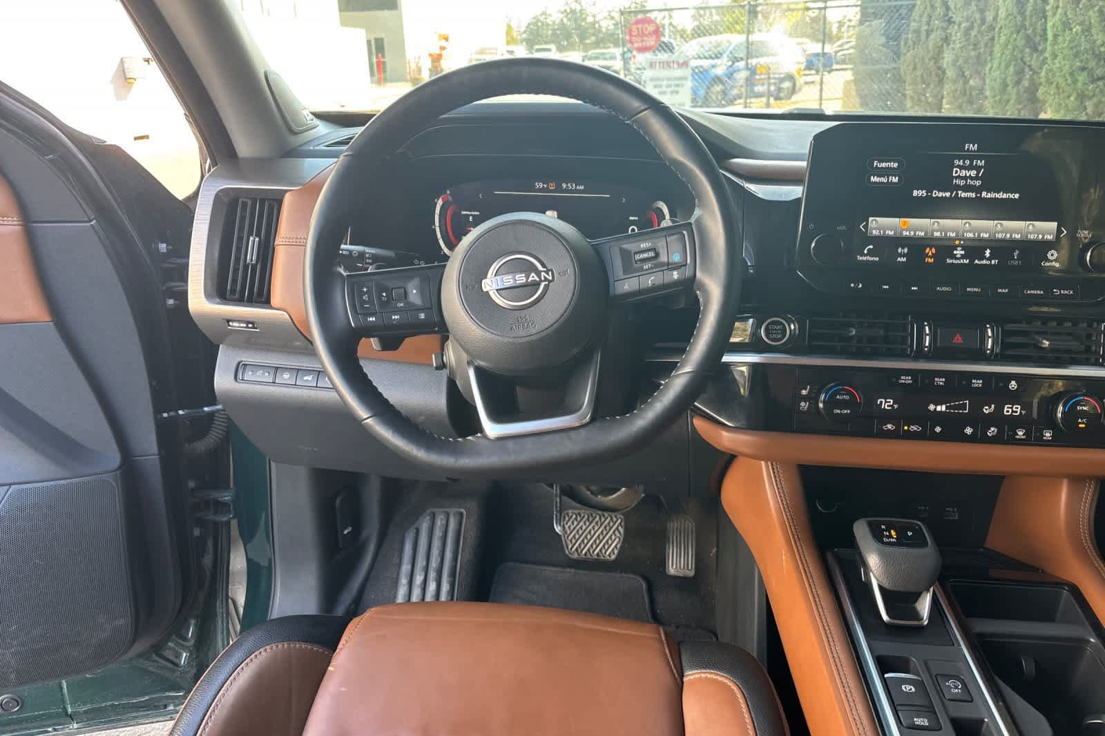 Used 2023 Nissan Pathfinder Platinum w/ Black Appearance Package FWD image 16