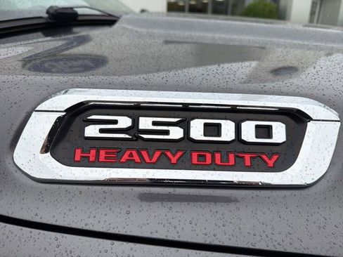 Used 2019 RAM 2500 Laramie AWD/4WD image 12
