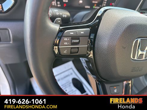 Used 2025 Honda Pilot Black Edition image 20