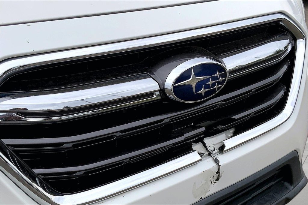 Used 2018 Subaru Outback 2.5i Limited AWD/4WD image 31
