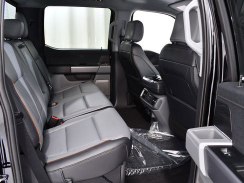 New 2025 Ford F150 Lariat w/ Equipment Group 502A High image 19