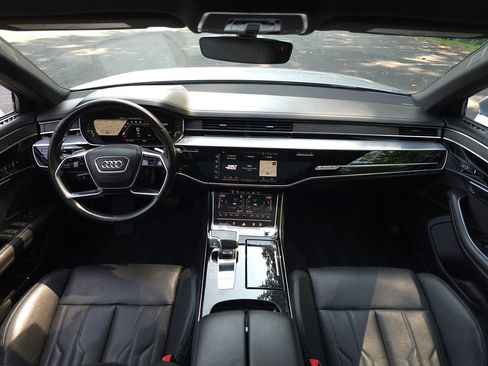 Used 2023 Audi A8 L 3.0T w/ Executive Package AWD/4WD image 10