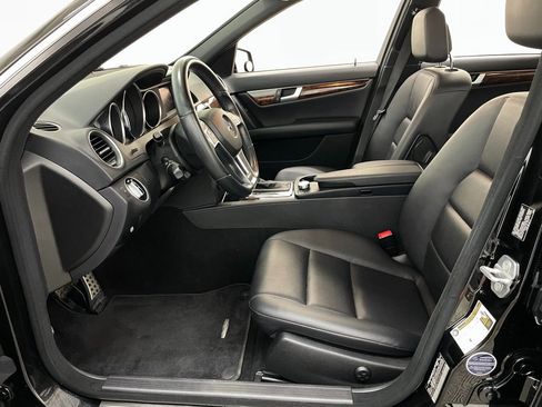 Used 2012 Mercedes-Benz C 300 4MATIC Sedan image 6