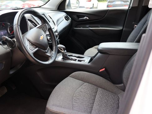 Used 2024 Chevrolet Equinox LT FWD image 15