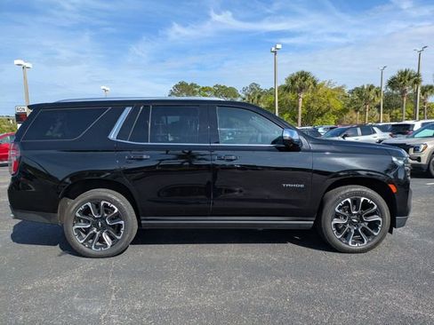Used 2022 Chevrolet Tahoe Premier RWD image 3