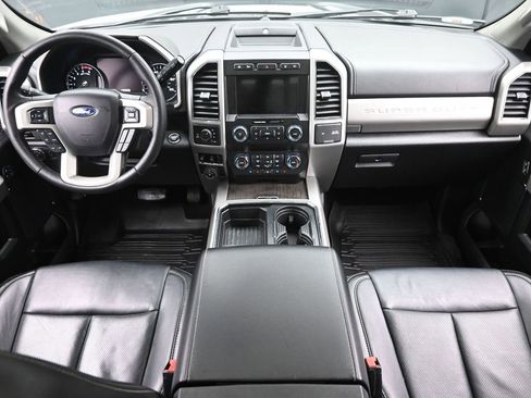 Used 2020 Ford F350 Lariat w/ Lariat Ultimate Package image 12