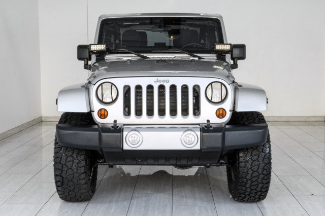Used 2012 Jeep Wrangler Sahara AWD/4WD image 3