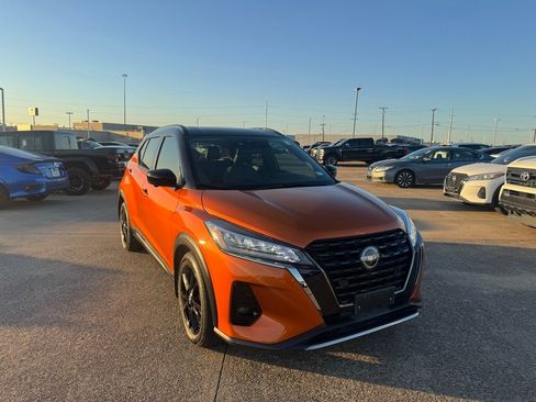 Certified 2023 Nissan Kicks SR w/ SR Premium Package image 1