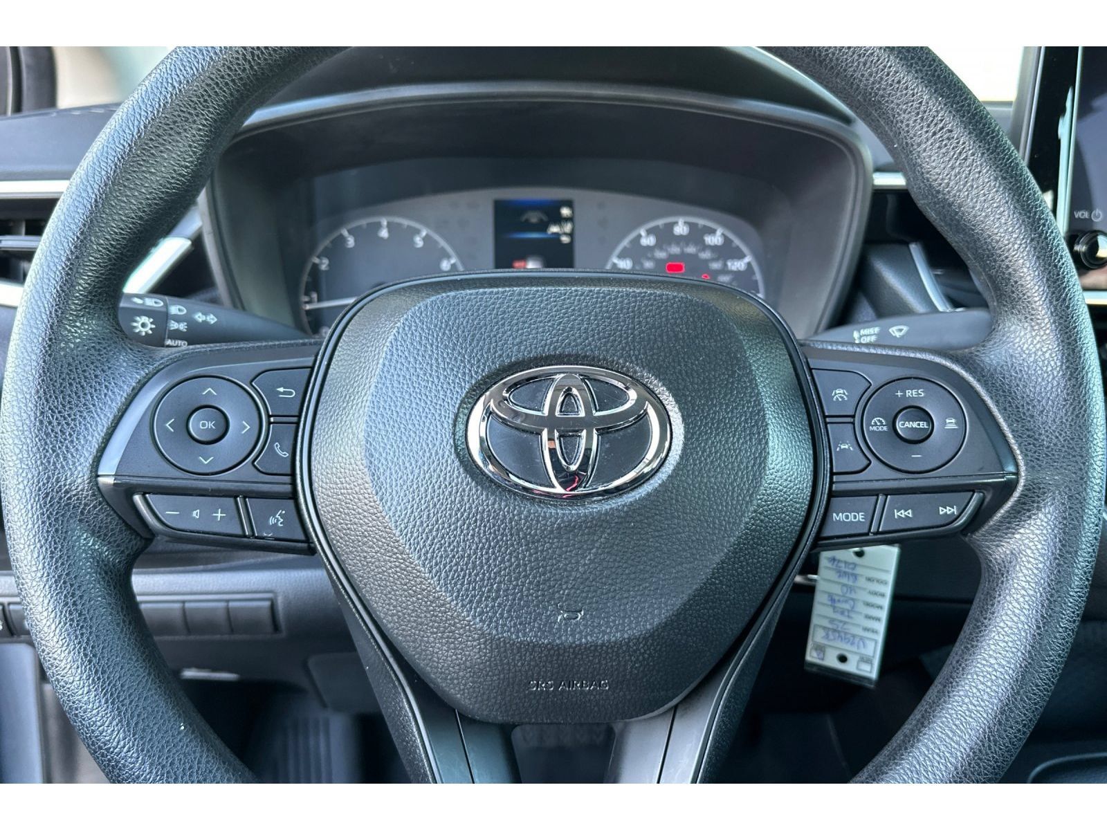 Certified 2025 Toyota Corolla LE FWD image 23