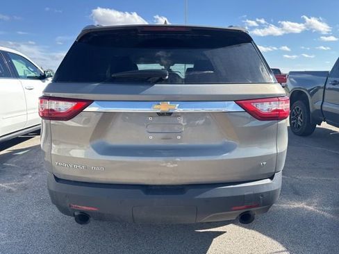 Used 2019 Chevrolet Traverse LT w/ LT Premium Package AWD/4WD image 6