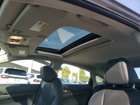 Used 2021 Honda Insight Touring image 25