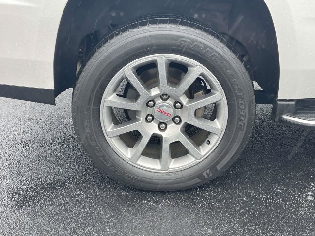 Used 2020 GMC Yukon Denali w/ Open Road Package AWD/4WD image 9