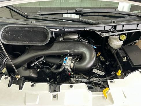 Used 2016 Ford Transit 150 XL RWD image 8