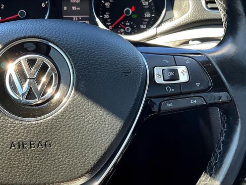 Used 2017 Volkswagen Passat 1.8T SE image 20