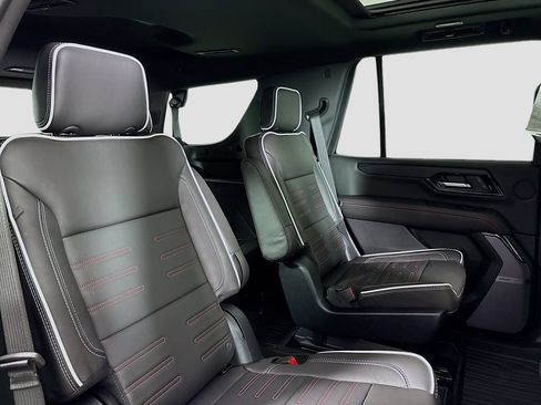 New 2026 GMC Yukon AT4 Ultimate w/ LPO, Floor Liner Package AWD/4WD image 30