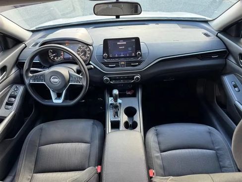 Used 2019 Nissan Altima 2.5 S FWD image 25