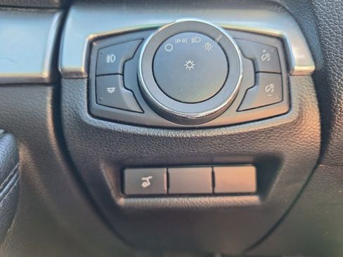 Used 2017 Ford Explorer Limited FWD image 12