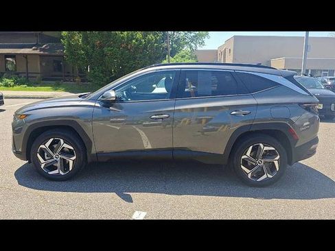 Certified 2023 Hyundai Tucson Limited AWD/4WD image 5