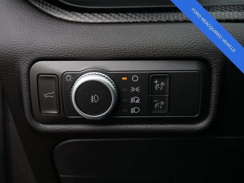 Used 2022 Ford Explorer ST w/ Equipment Group 401A AWD/4WD image 18