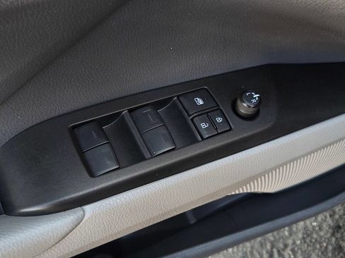 Used 2023 Toyota Camry SE w/ Audio Upgrade Package FWD image 12