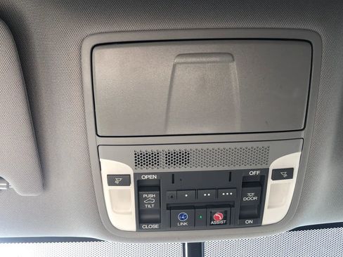 Used 2018 Acura RDX AWD w/ Technology Package image 38