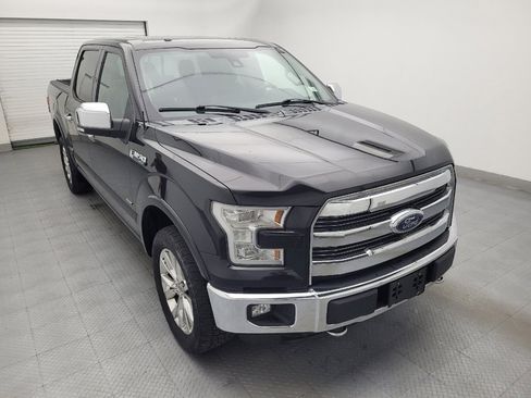 Used 2015 Ford F150 Lariat w/ Equipment Group 502A Luxury AWD/4WD image 13