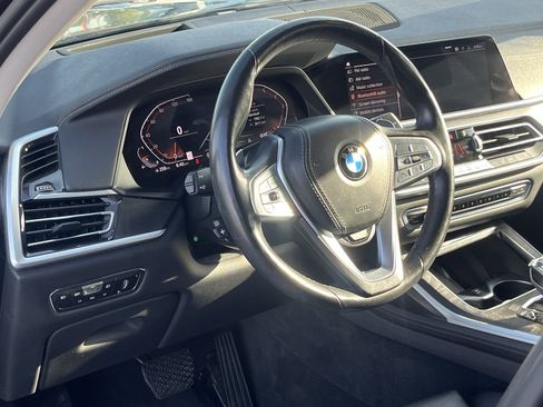 Used 2020 BMW X7 xDrive40i w/ Premium Package AWD/4WD image 16