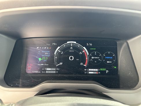 Certified 2023 Toyota Sequoia Capstone AWD/4WD image 30
