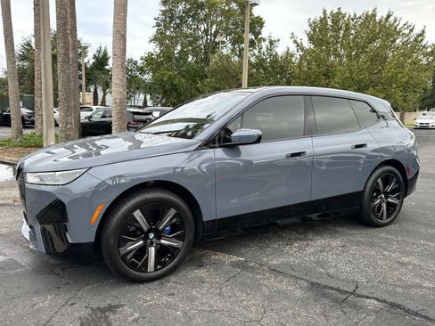 Certified 2025 BMW iX xDrive50 image 7