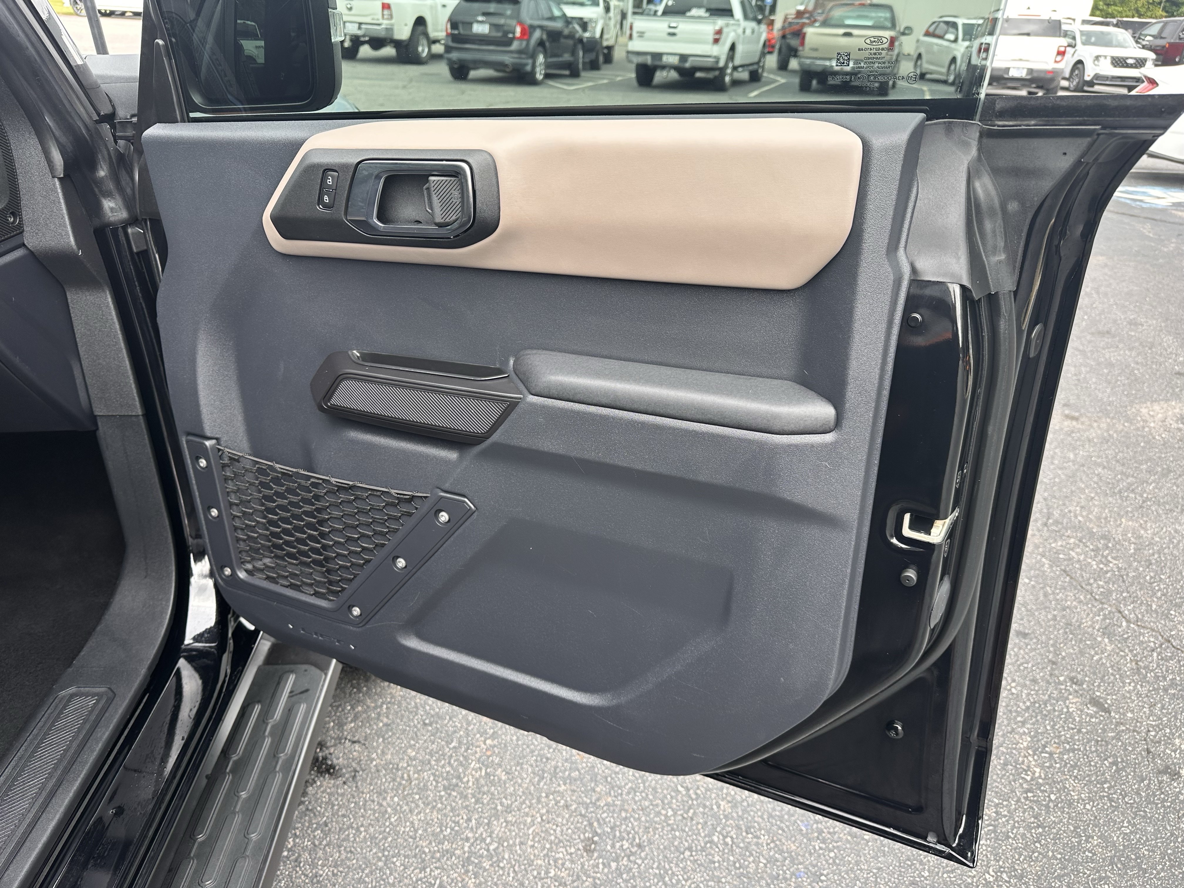 Certified 2024 Ford Bronco Wildtrak AWD/4WD image 13
