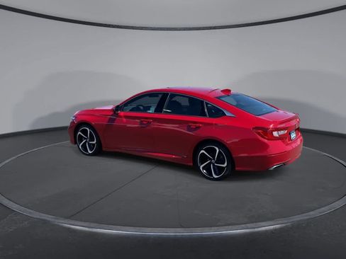 Used 2018 Honda Accord Sport image 7