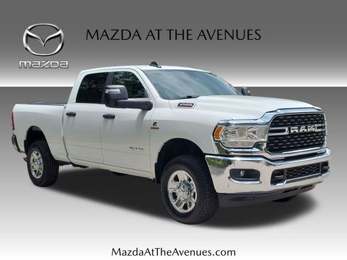 Used 2023 RAM 2500 Big Horn w/ Cold Weather Group AWD/4WD image 3