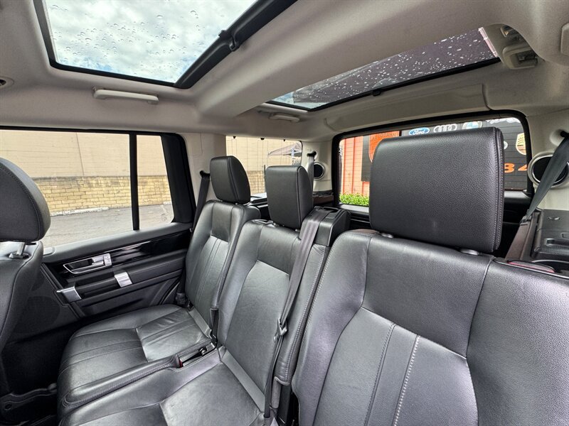 Used 2016 Land Rover LR4 HSE Silver Edition AWD/4WD image 41
