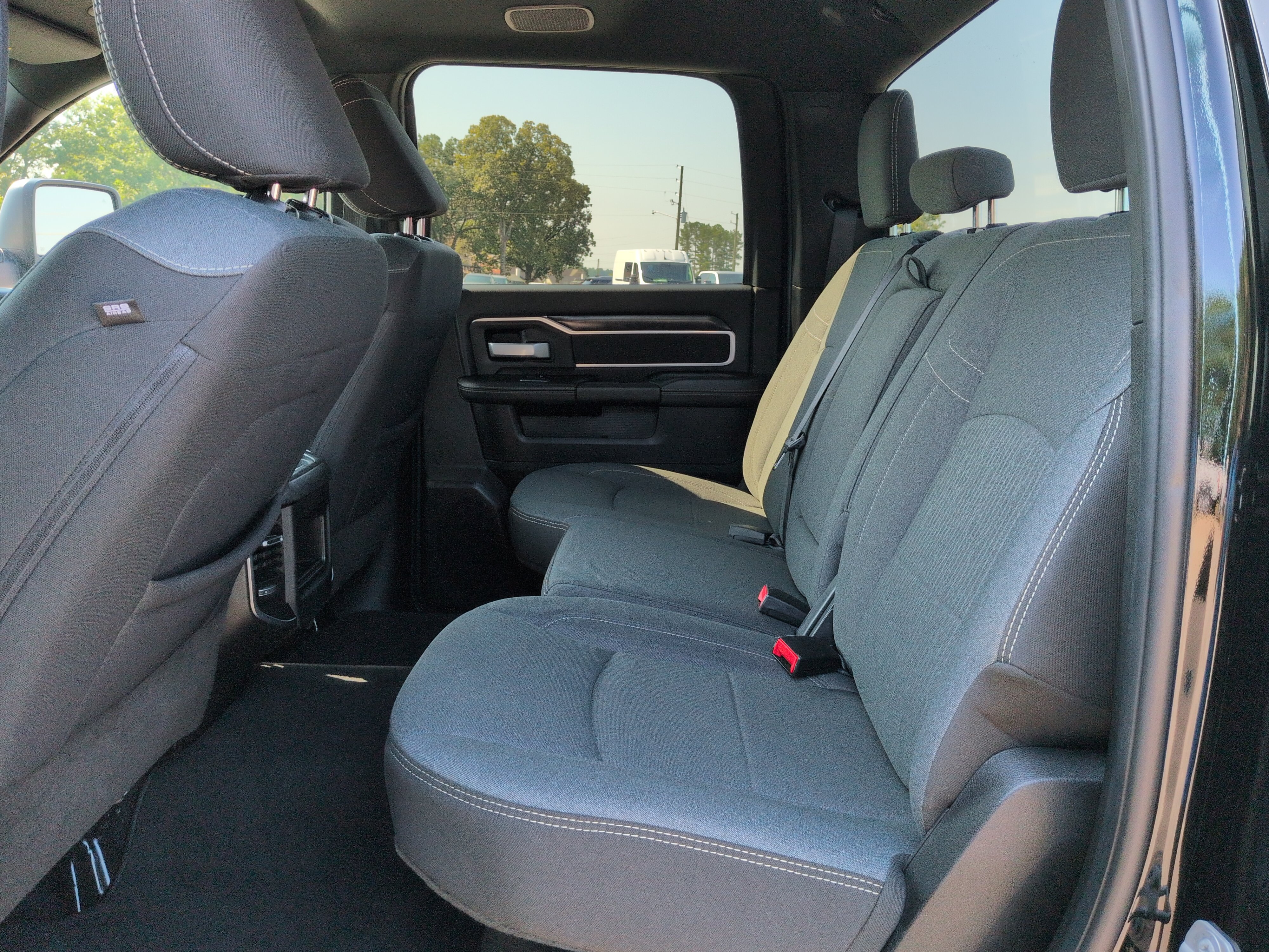 Certified 2024 RAM 2500 Big Horn w/ Night Edition AWD/4WD image 12