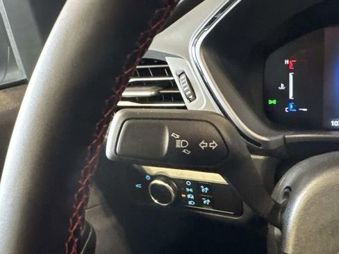 Used 2025 Ford Escape ST-Line image 31