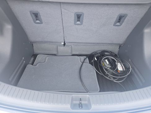 Used 2021 Chevrolet Bolt LT w/ Driver Confidence Package image 10