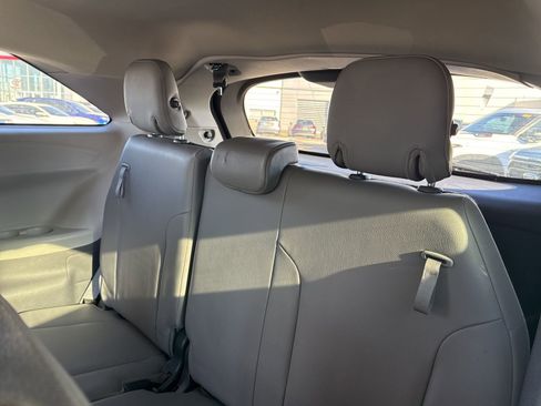 Used 2021 Toyota Sienna XLE image 14