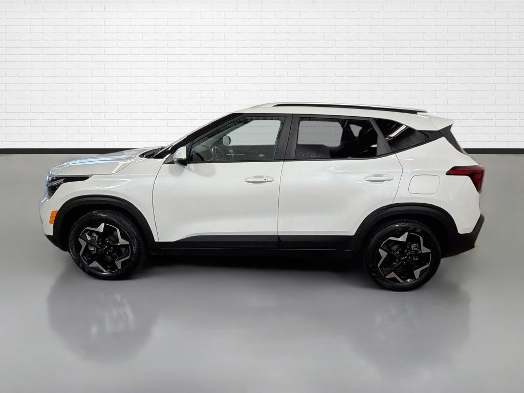 Used 2025 Kia Seltos S AWD/4WD image 6