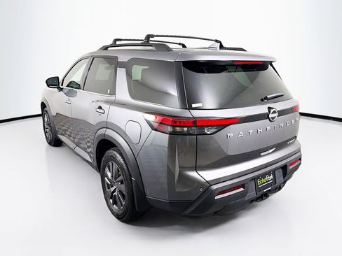 Used 2023 Nissan Pathfinder SV w/ SV Premium Package AWD/4WD image 5