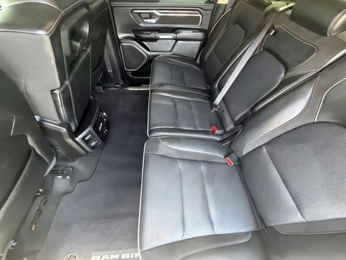 Used 2020 RAM 1500 Laramie AWD/4WD image 12