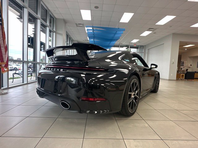 Used 2026 Porsche 911 Carrera RWD image 5